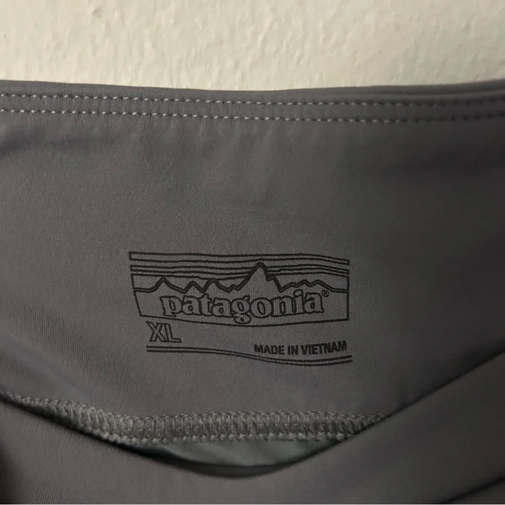 Patagonia Gray Activewear Bottoms - Picture 2 of 9
